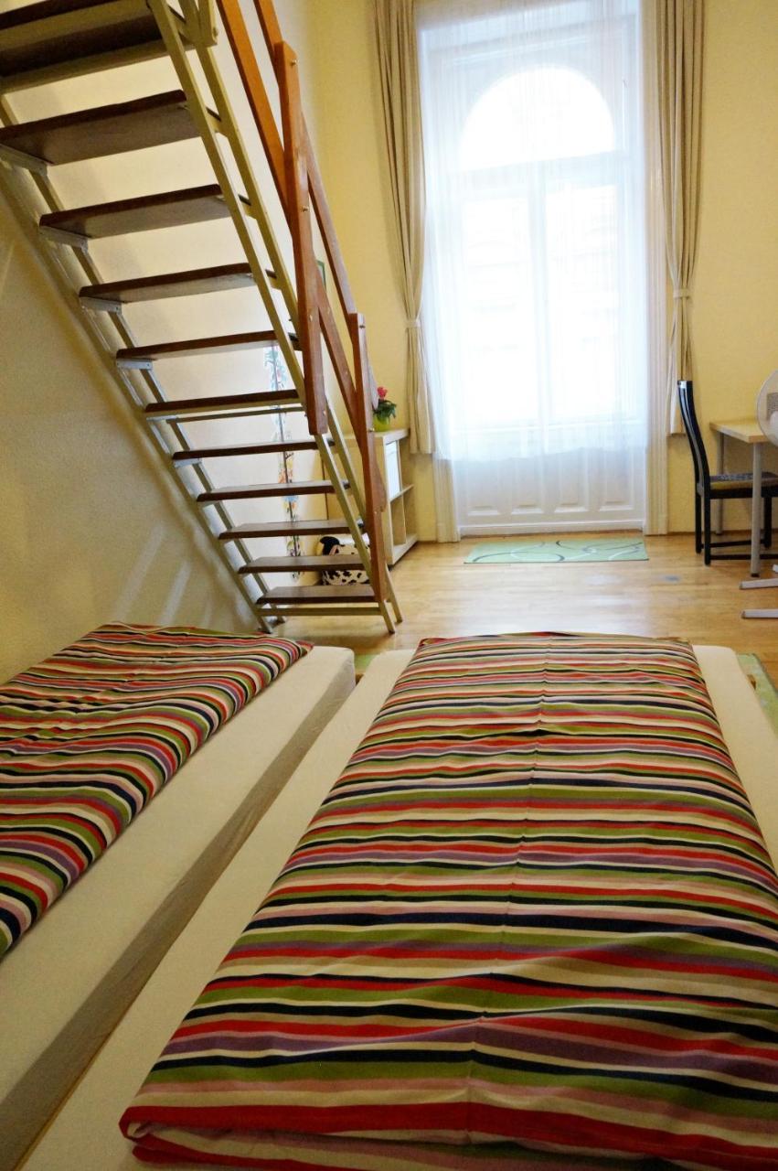 Smile-Inn Budapest Extérieur photo