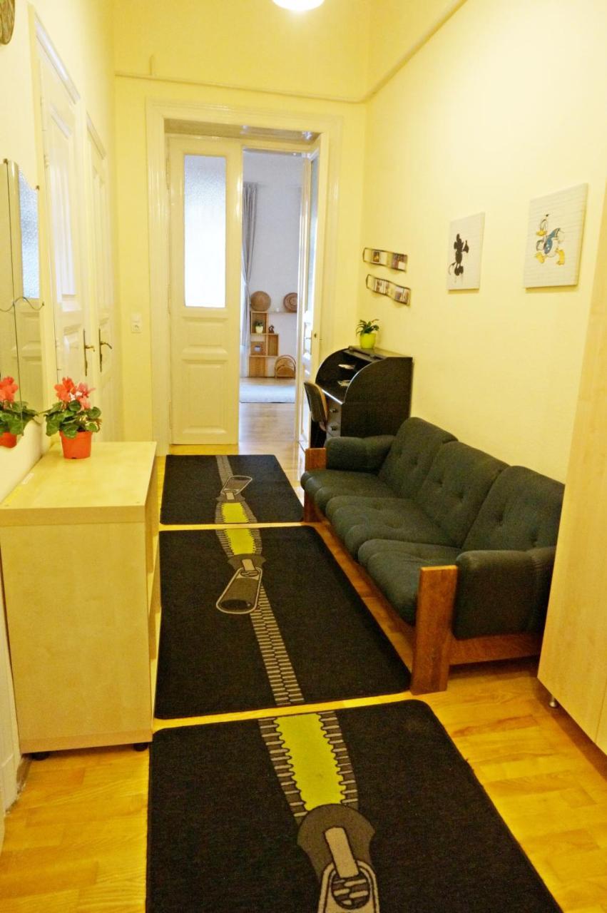 Smile-Inn Budapest Extérieur photo